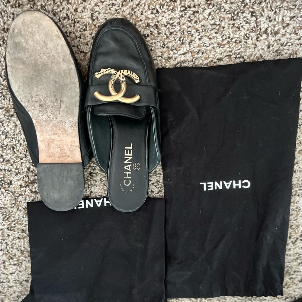 CHANEL Black Leather Logo Mule Clogs with Gold CC Hardware - Picture 3 of 5